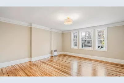 40 Slocum Crescent, New York City, NY 11375 - Photo 15