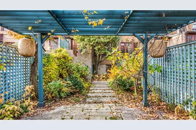 40 Slocum Crescent, New York City, NY 11375 - Photo 35