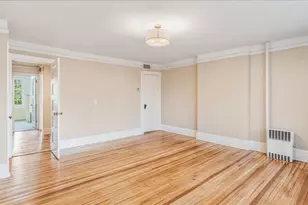 40 Slocum Crescent, New York City, NY 11375 - Photo 17