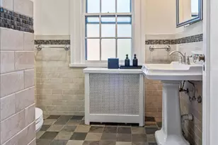 116-33 Union Tpke, New York City, NY 11375 - Photo 23