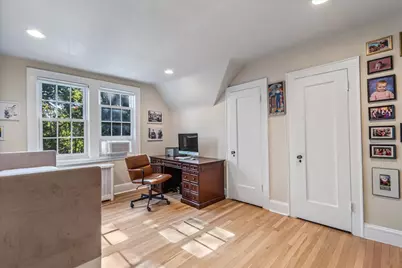 116-33 Union Turnpike, New York City, NY 11375 - Photo 27