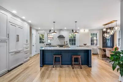 116-33 Union Turnpike, New York City, NY 11375 - Photo 7