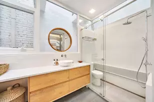 16 Minetta Ln, New York City, NY 10012 - Photo 15