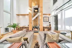 16 Minetta Ln, New York City, NY 10012 - Photo 3