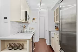 40 E 74th St, New York City, NY 10021 - Photo 3