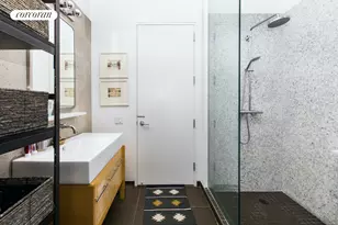 27-28 Thomson Ave, New York City, NY 11101 - Photo 5