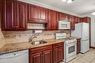 68-48 Juno St, New York City, NY 11375 - Photo 15