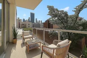 37-34 33rd St, New York City, NY 11101 - Photo 1