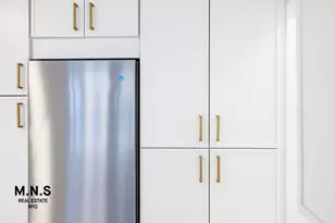 244 W 72nd St, New York City, NY 10023 - Photo 5