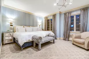 850 E 23rd St, New York City, NY 11210 - Photo 29