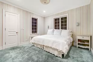 850 E 23rd St, New York City, NY 11210 - Photo 35