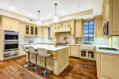 850 E 23rd Street #private house, New York City, NY 11210 - Photo 17