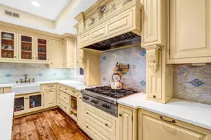 850 E 23rd St, New York City, NY 11210 - Photo 19