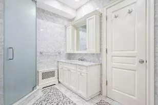 850 E 23rd St, New York City, NY 11210 - Photo 13