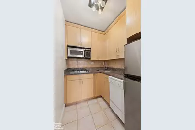 345 E 52nd Street #9A, New York City, NY 10022 - Photo 5