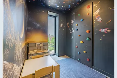 30-05 Vernon Boulevard #5-D, New York City, NY 11102 - Photo 9