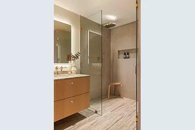 323 Clinton Street #1, New York City, NY 11231 - Photo 21