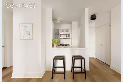 212 E 47th Street #11E, New York City, NY 10017 - Photo 3