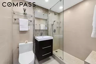 305 E 40th St, New York City, NY 10016 - Photo 11