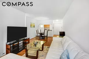 400 E 70th St, New York City, NY 10021 - Photo 3