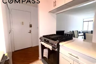 400 E 70th St, New York City, NY 10021 - Photo 7