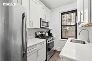 172 W 79th St, New York City, NY 10024 - Photo 3