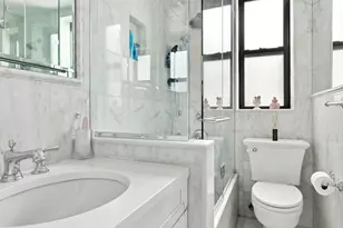 172 W 79th St, New York City, NY 10024 - Photo 5