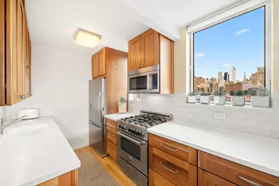 420 W 23rd Street #9A, New York, NY 10011 - Photo 3