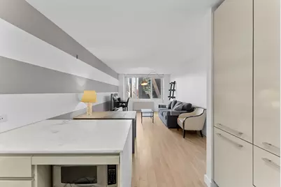 322 W 57th Street #39K, New York City, NY 10019 - Photo 17
