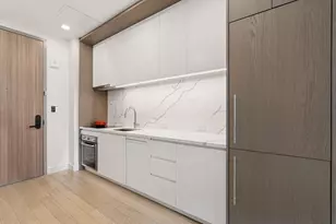 45-30 Pearson St, New York City, NY 11101 - Photo 3