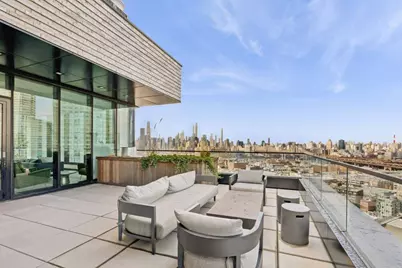 45-30 Pearson Street #4G, New York City, NY 11101 - Photo 7