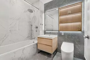 45-30 Pearson St, New York City, NY 11101 - Photo 5