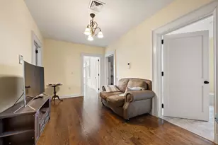 5041 Goodridge Ave, New York City, NY 10471 - Photo 19