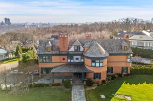 5041 Goodridge Ave, New York City, NY 10471 - Photo 9