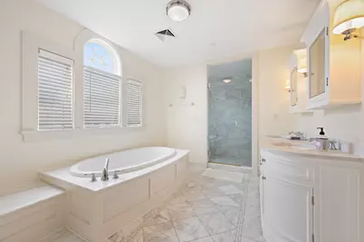 5041 Goodridge Avenue #1, New York City, NY 10471 - Photo 17