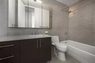 300 E 40th St, New York City, NY 10016 - Photo 7