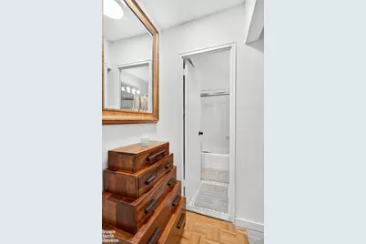 520 E 72nd Street #3R, New York City, NY 10021 - Photo 7