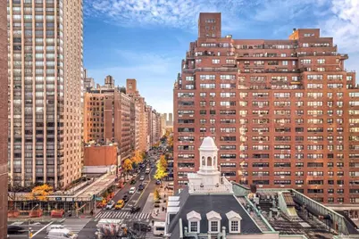 215 E 72nd Street #10W, New York City, NY 10021 - Photo 13