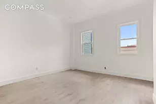 1042 Hall Pl, New York City, NY 10459 - Photo 5