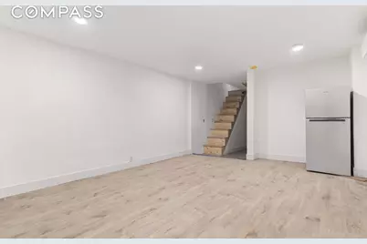 1042 Hall Place, New York City, NY 10459 - Photo 9