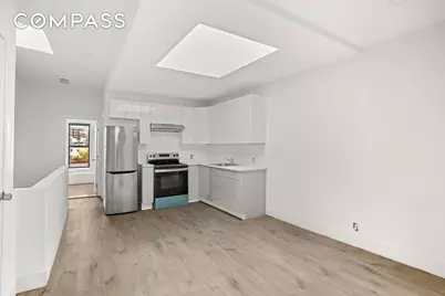 1042 Hall Place, New York City, NY 10459 - Photo 3