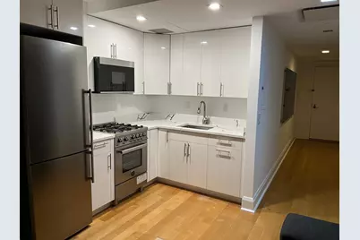 170 E End Avenue #1D, New York City, NY 10128 - Photo 3