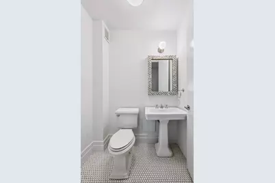 1 Main Street #2J, New York City, NY 11201 - Photo 17