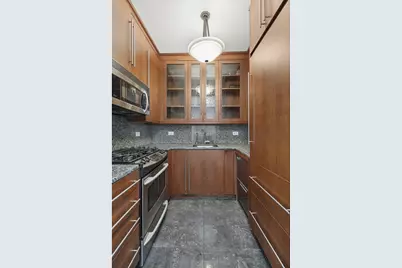99 Battery Place #22C, New York City, NY 10280 - Photo 9