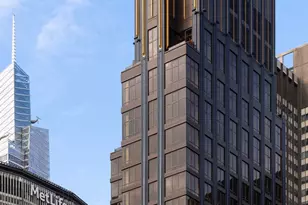 135 E 47th St, New York City, NY 10017 - Photo 9