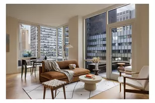 135 E 47th St, New York City, NY 10017 - Photo 1