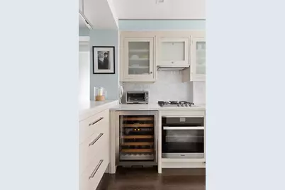 302 W 12th Street #12A, New York City, NY 10014 - Photo 7