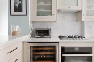 302 W 12th St, New York City, NY 10014 - Photo 7