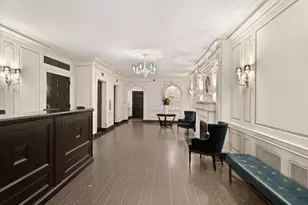 302 W 12th St, New York City, NY 10014 - Photo 13