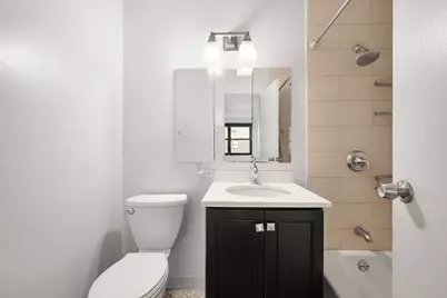 200 E 24th Street #1008, New York City, NY 10010 - Photo 5